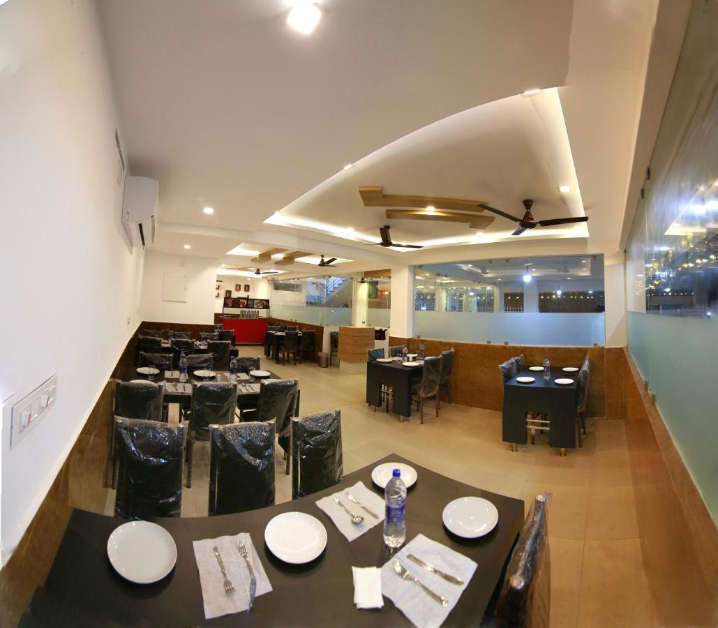 Gateway Airport Hotel Каннур Экстерьер фото