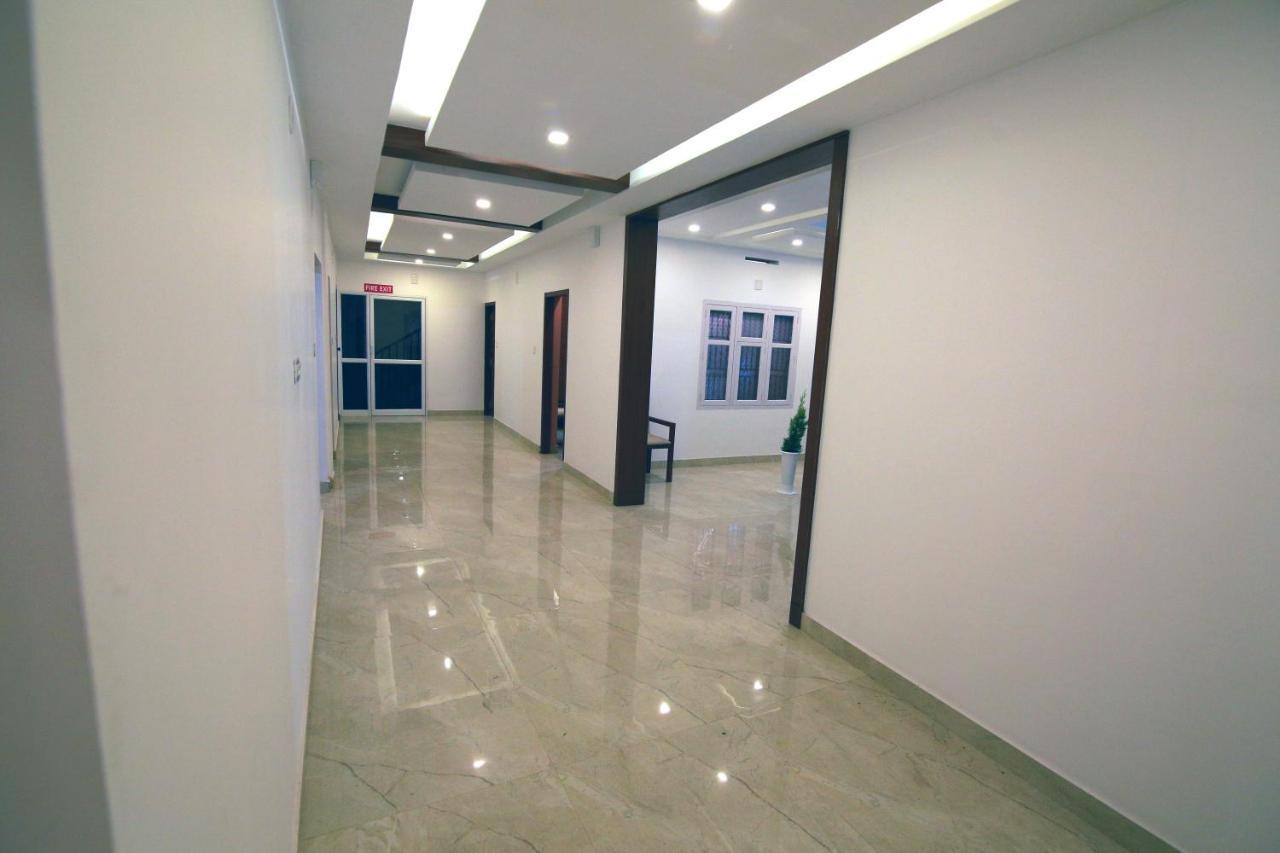 Gateway Airport Hotel Каннур Экстерьер фото
