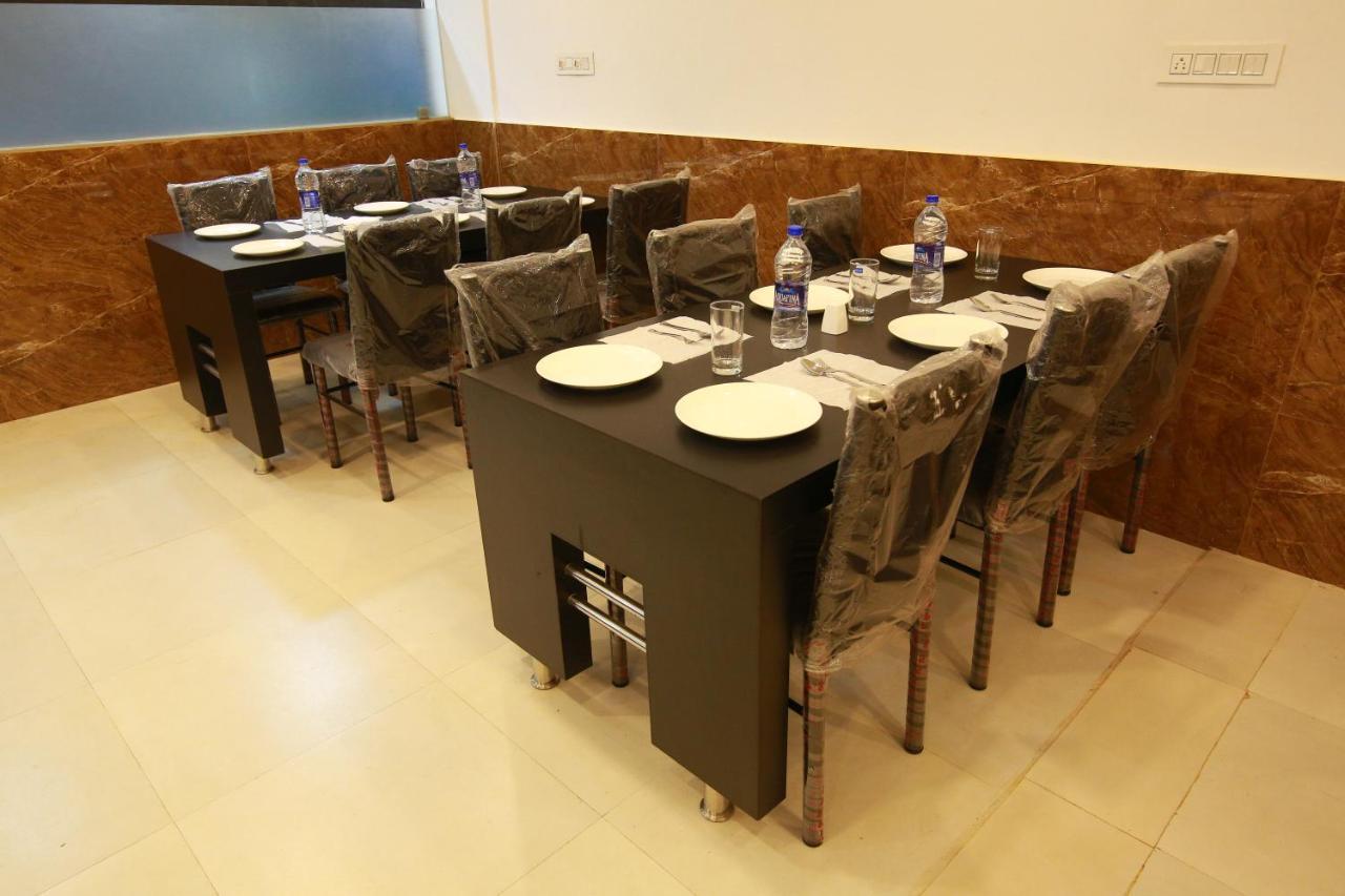 Gateway Airport Hotel Каннур Экстерьер фото