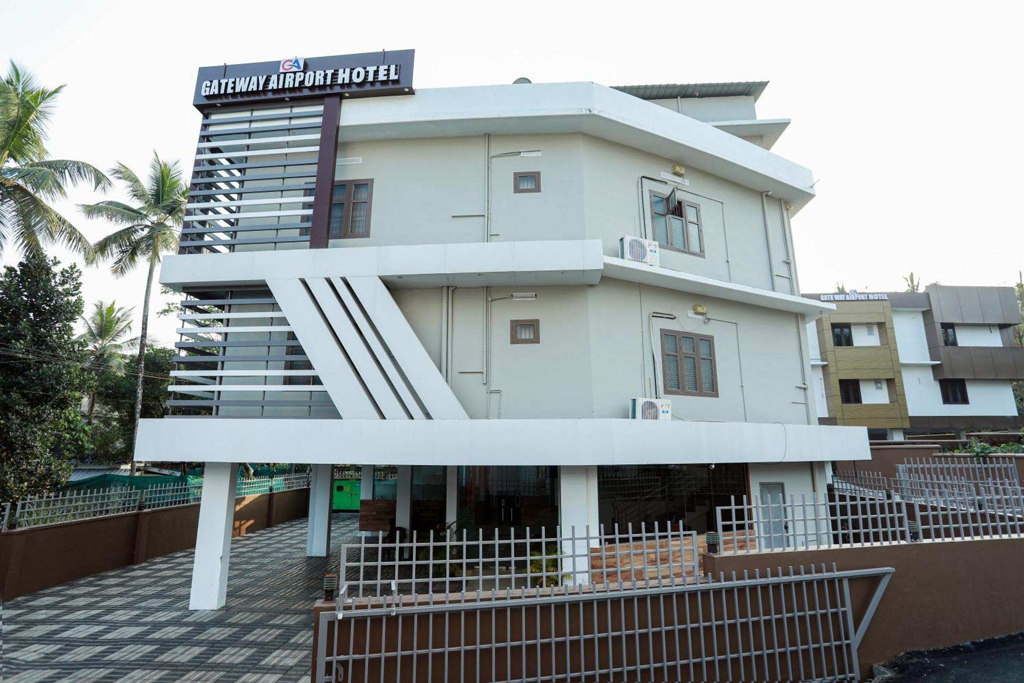 Gateway Airport Hotel Каннур Экстерьер фото
