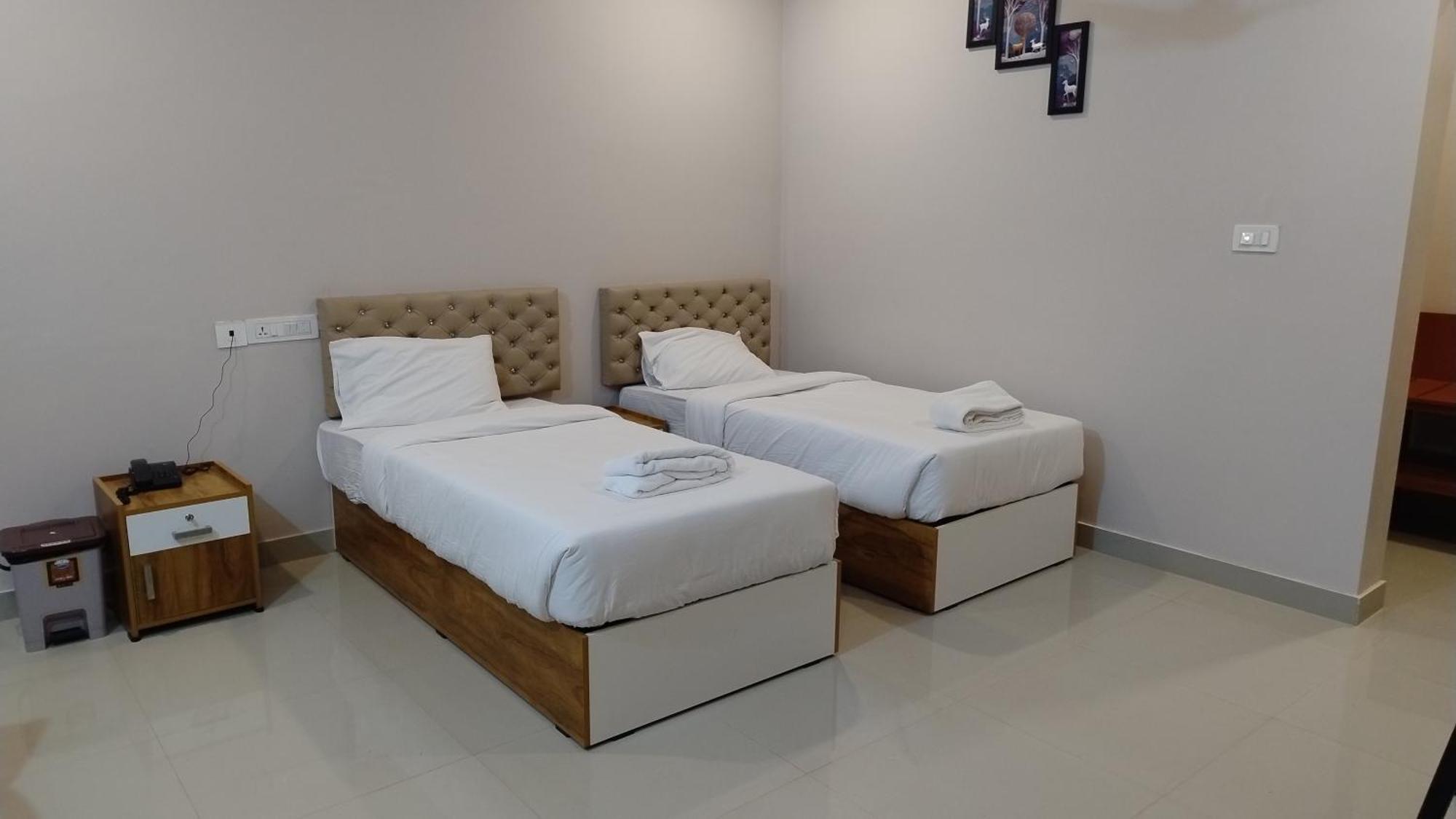 Gateway Airport Hotel Каннур Экстерьер фото